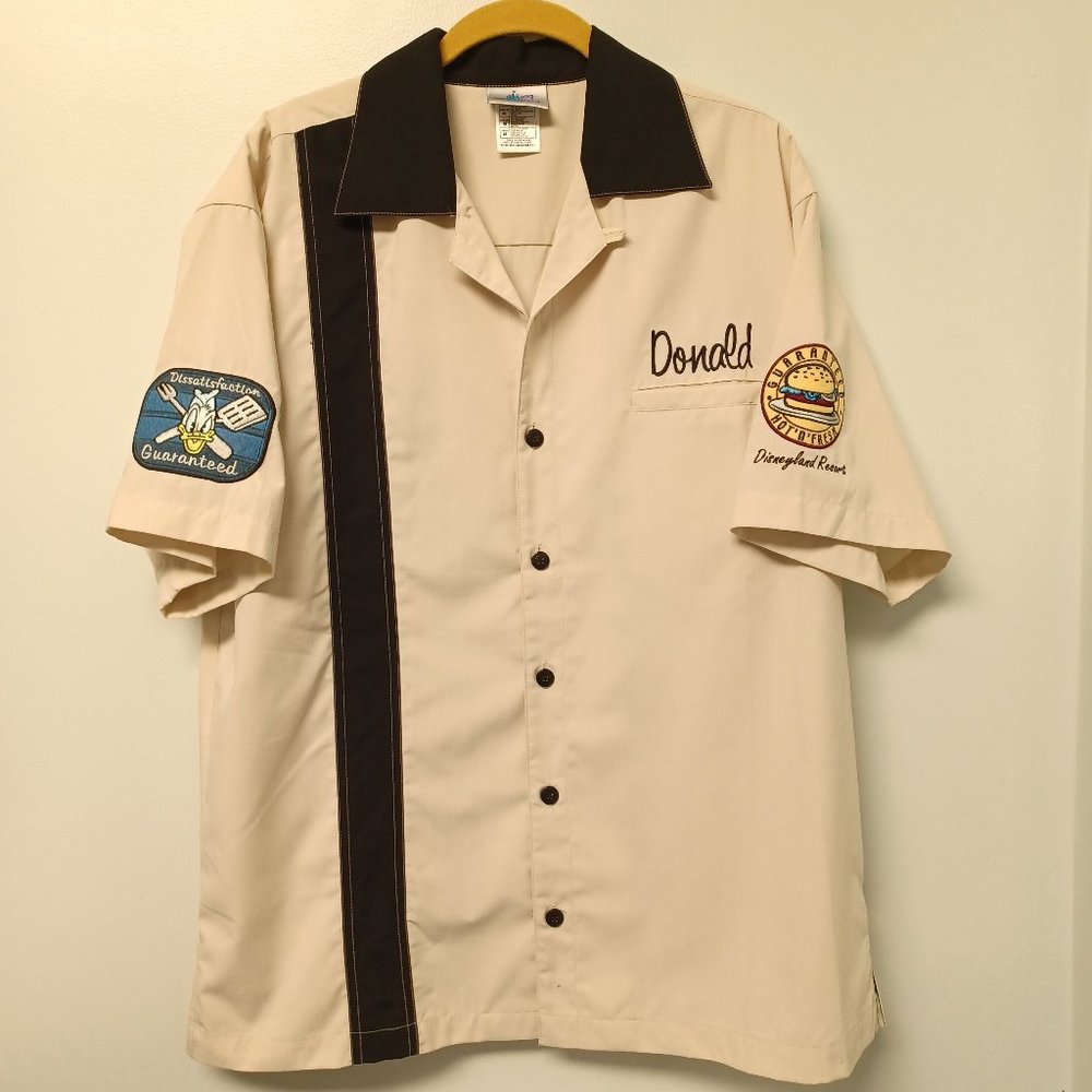 SOLD!Disneyland Resort Donald's Diner Bowling Shirt, Cream, Men's Size M - Picture 1 of 7